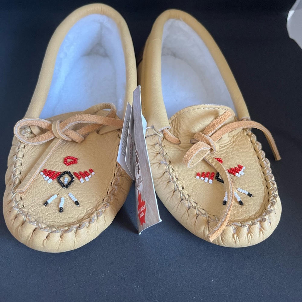 Laurentian Chief Moosehide Moccasins